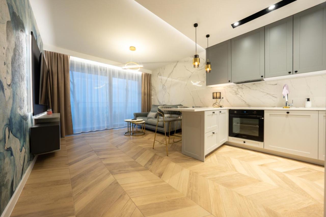 Rodzinne Apartamenty Bardzo Blisko Plazy Rewal Exterior foto