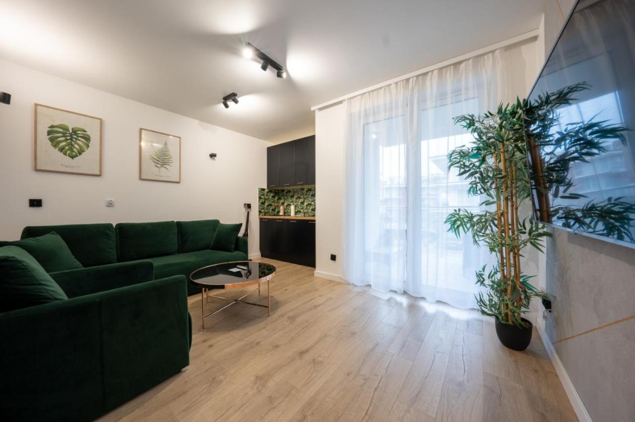 Rodzinne Apartamenty Bardzo Blisko Plazy Rewal Exterior foto