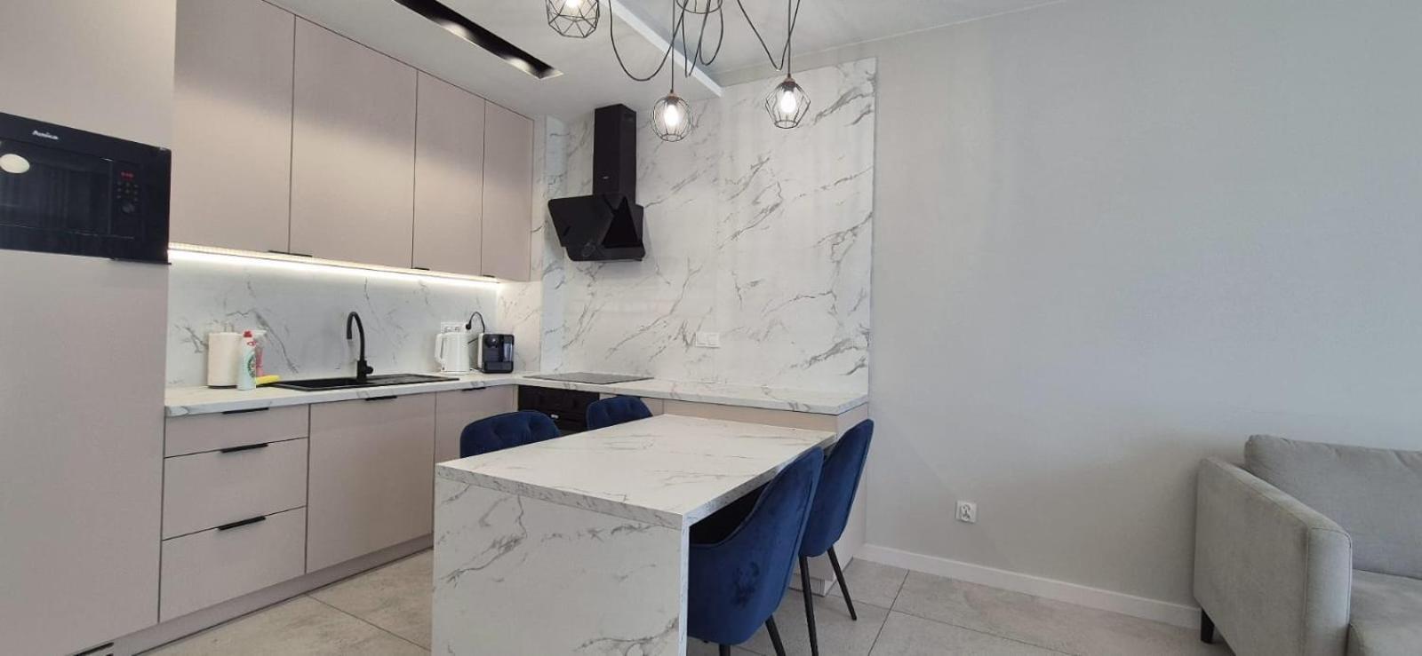 Rodzinne Apartamenty Bardzo Blisko Plazy Rewal Exterior foto